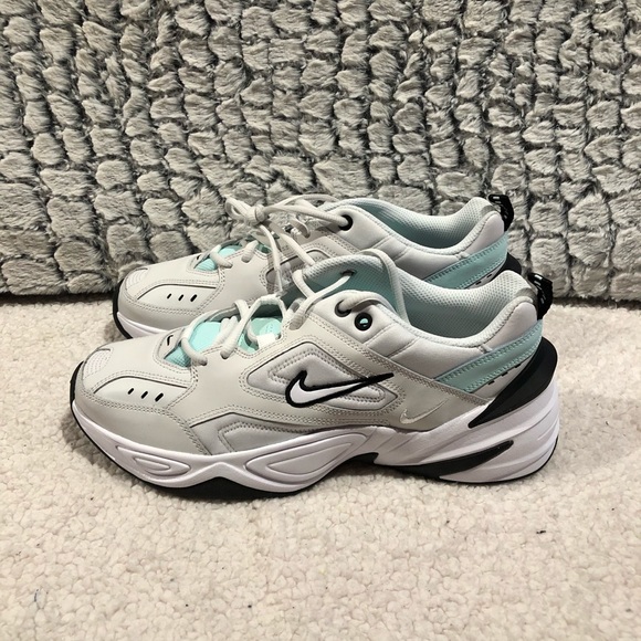 nike m2k tempo